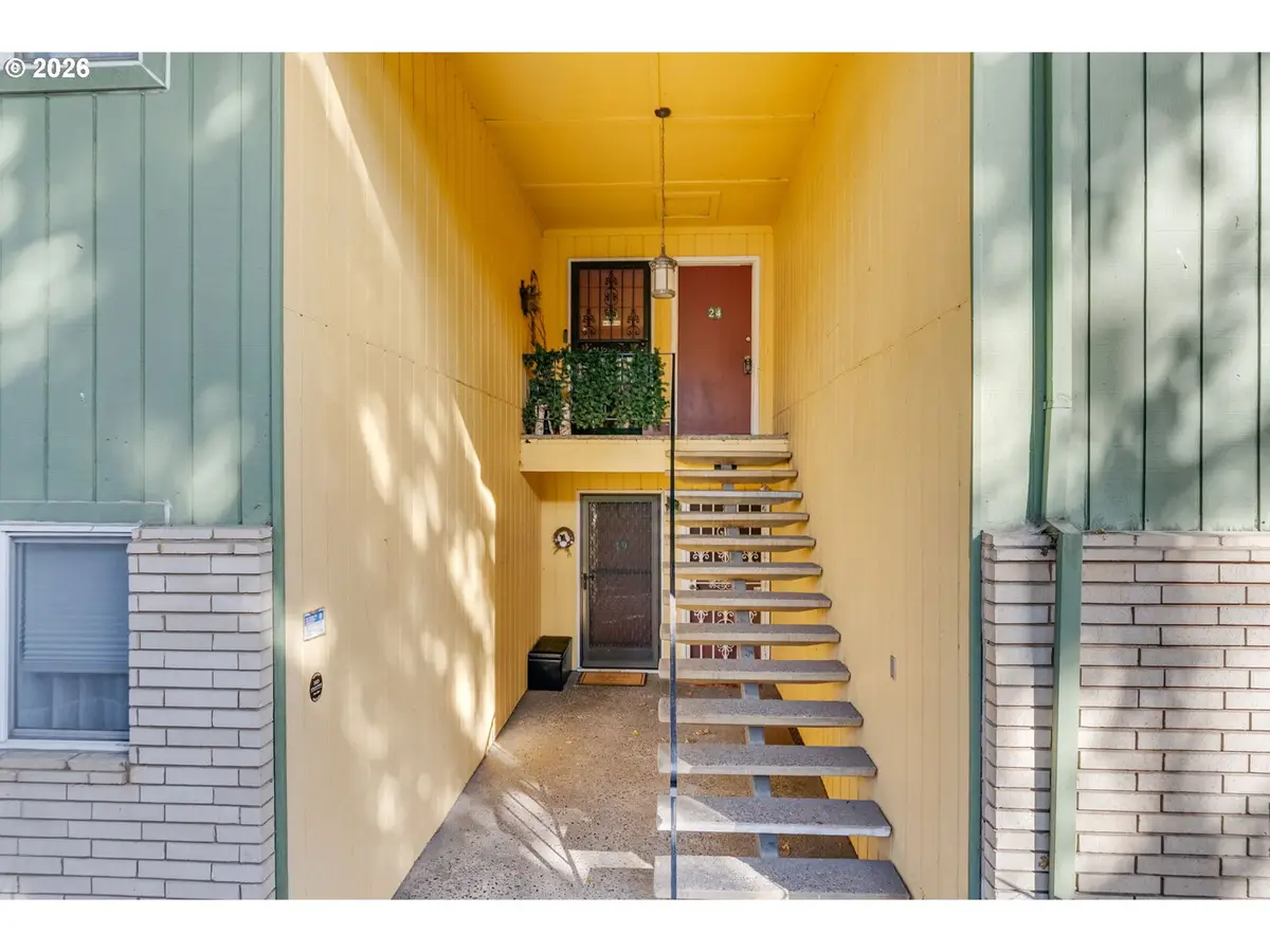13155 SW Allen Blvd #24, Beaverton, OR 97005 - #1