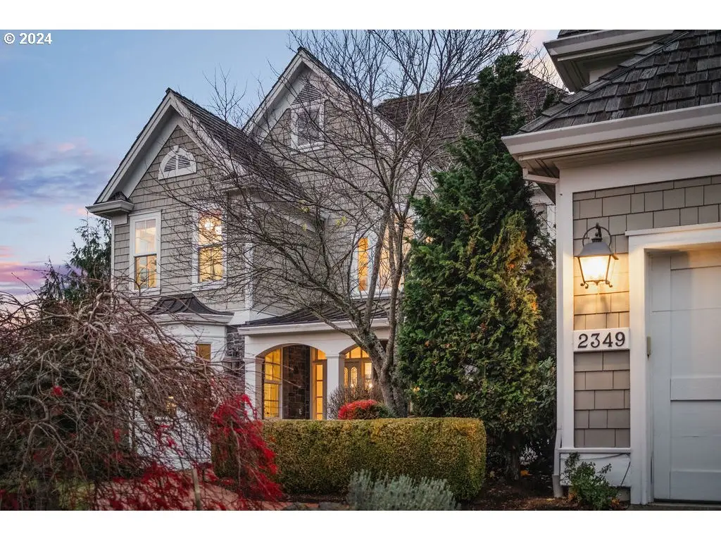 2349 NW Pinnacle Dr, Portland, OR 97229 - #1