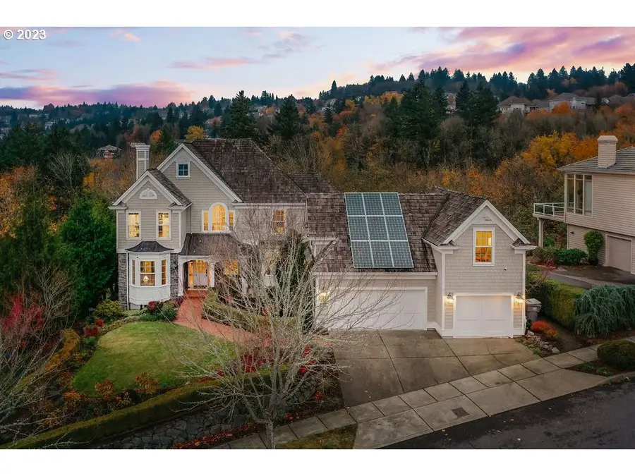 2349 NW Pinnacle Dr, Portland, OR 97229 - #2