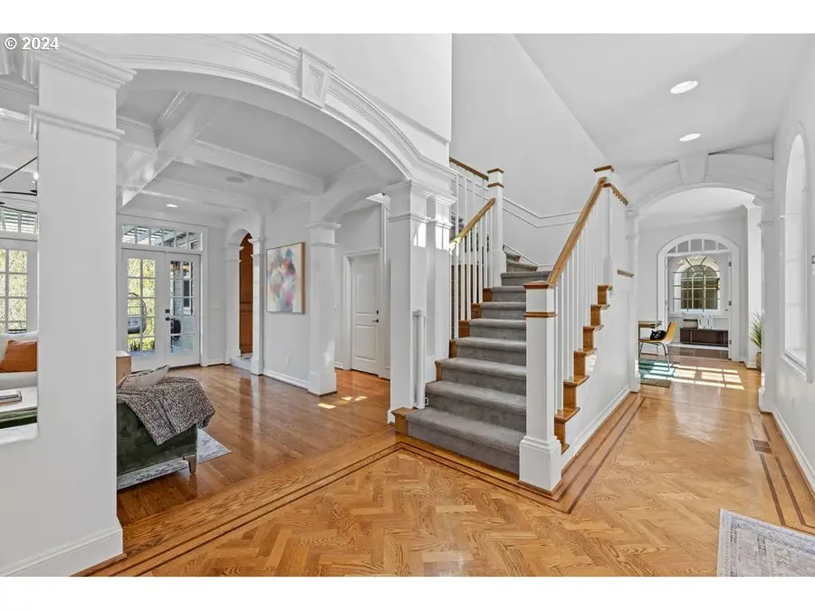 2349 NW Pinnacle Dr, Portland, OR 97229 - #3