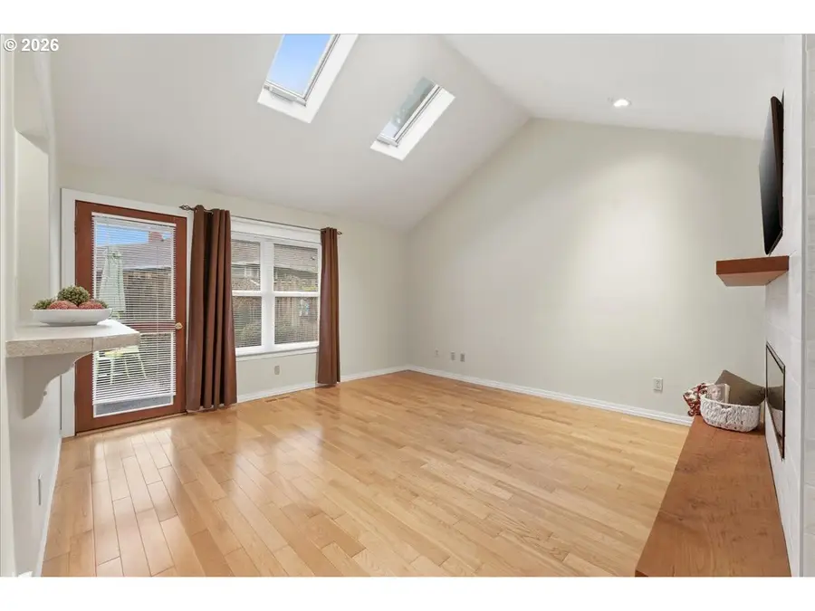 5212 SW Barclay Ct, Beaverton, OR 97005 - Image #3