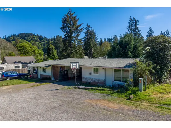 11766 Walnut Ave, Mapleton, OR 97453