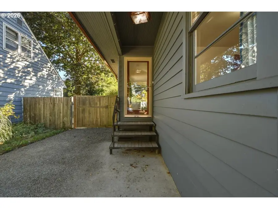 4415 NE Valley View Ln, Vancouver, WA 98663 - #2
