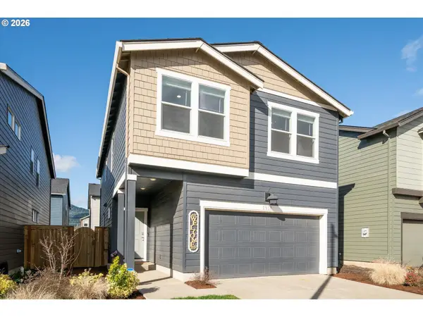 2938 Fenya St, Springfield, OR 97477