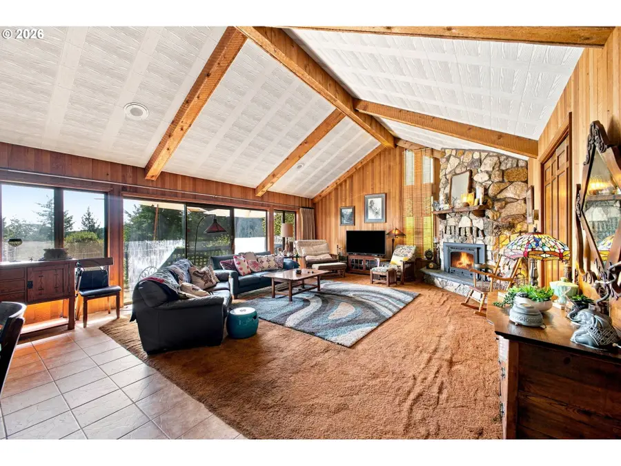 31890 Cater Rd, Warren, OR 97053 - #3
