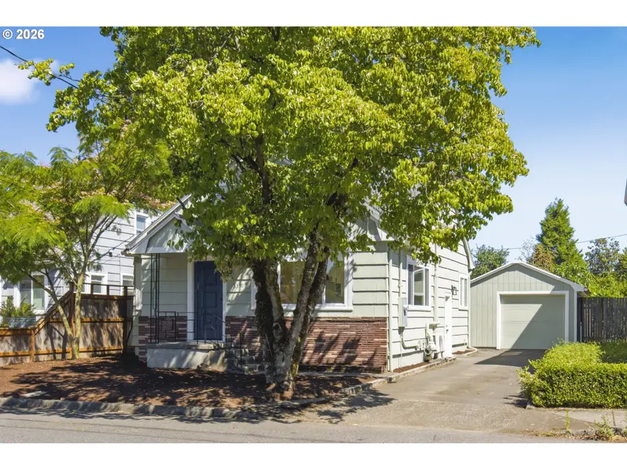 8339 SE Bush St, Portland, OR 97266 - #2