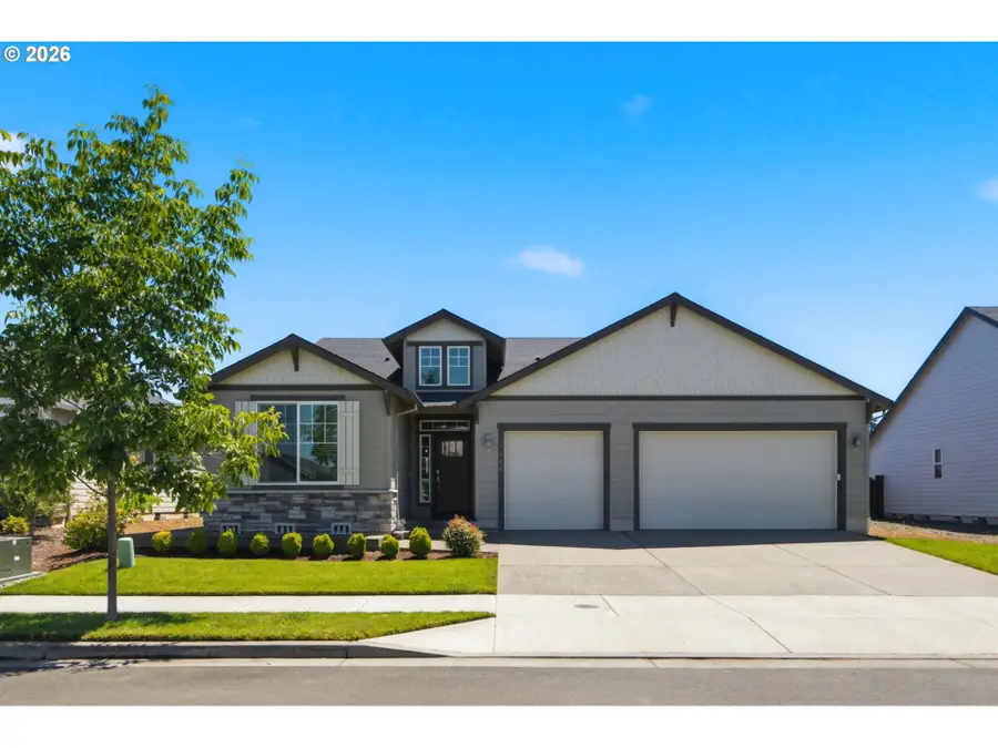 1948 N Ivy St, Canby, OR 97013 - #2