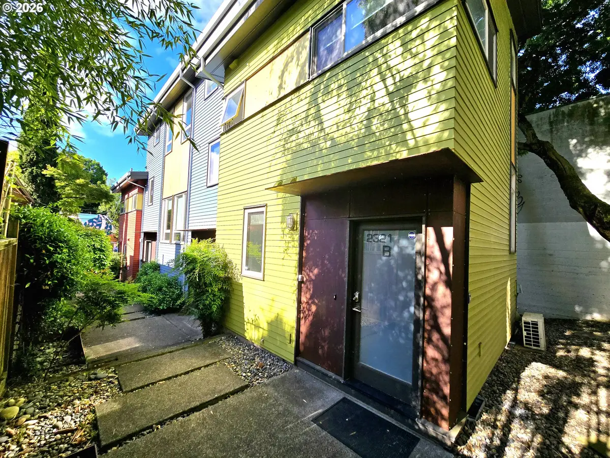 2321 SE Belmont St, Portland, OR 97214 - #1