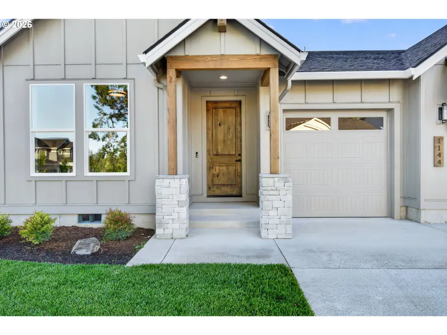1144 N 41st Pl, Ridgefield, WA 98642 - #3