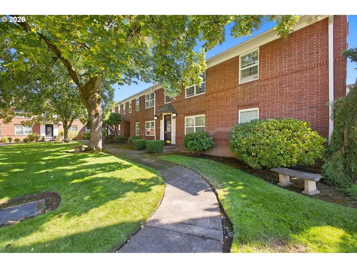 304 E 12th St #D, Vancouver, WA 98660 - #1