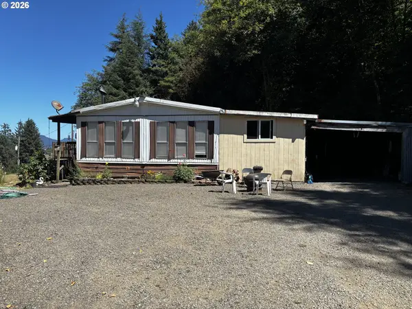 8365 Bewley Creek Rd, Tillamook, OR 97141