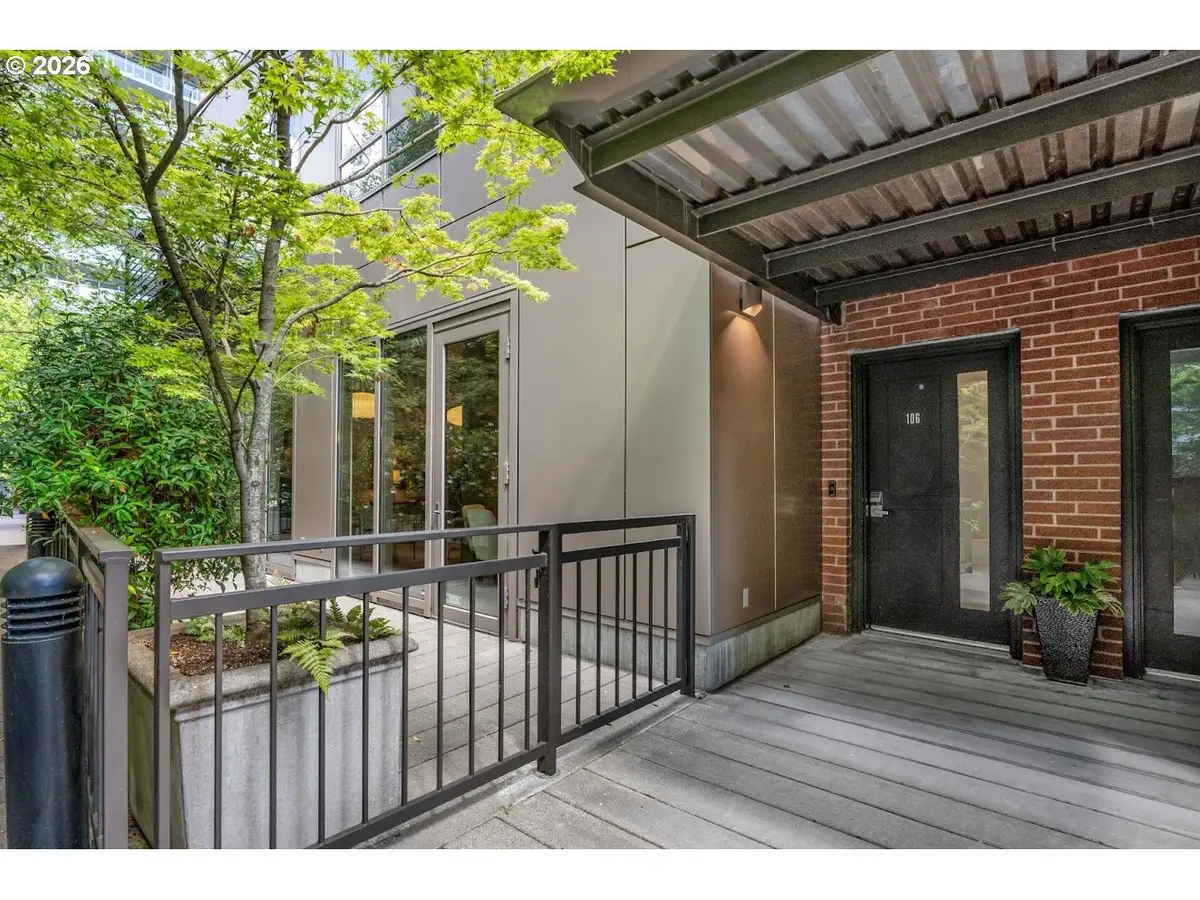 922 NW 11th Ave #106, Portland, OR 97209 - #1