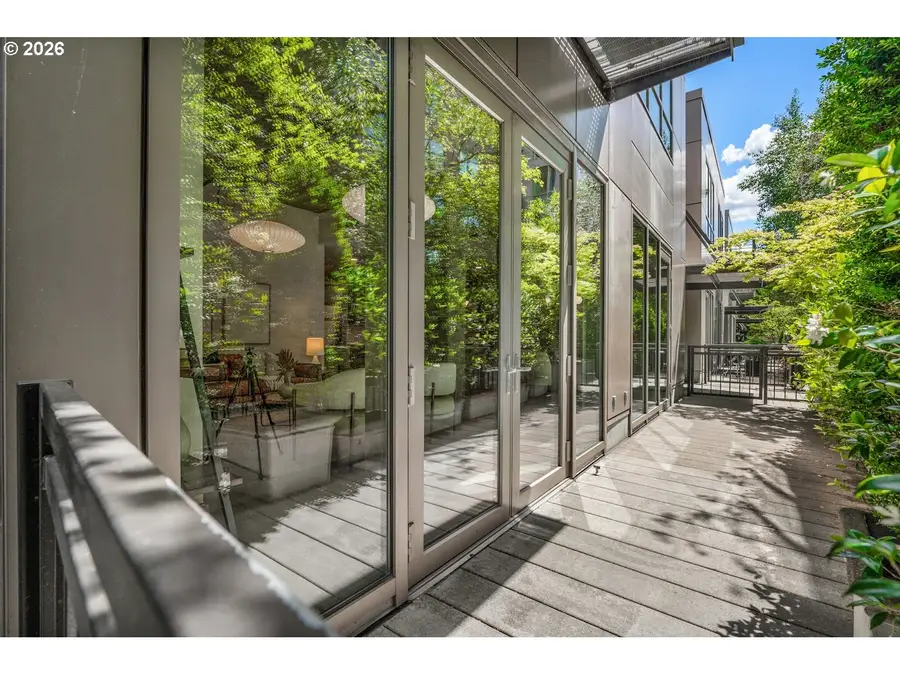 922 NW 11th Ave #106, Portland, OR 97209 - #2