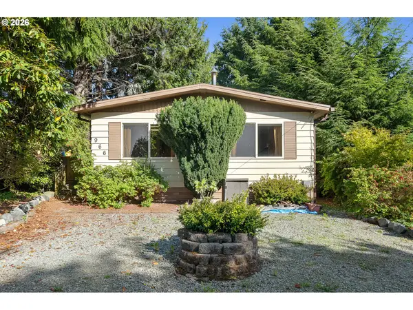 966 S Dolphin St, RockawayBeach, OR 97136