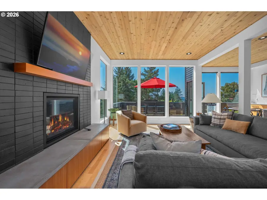 1373 SW Westwood Dr, Portland, OR 97239 - #3