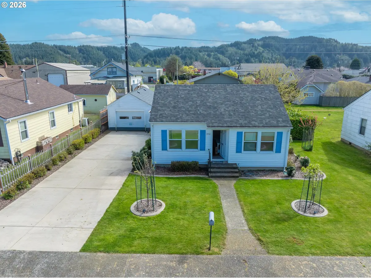 1950 Greenwood Ave, Reedsport, OR 97467 - #1