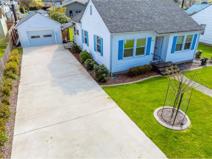 1950 Greenwood Ave, Reedsport, OR 97467 - #3