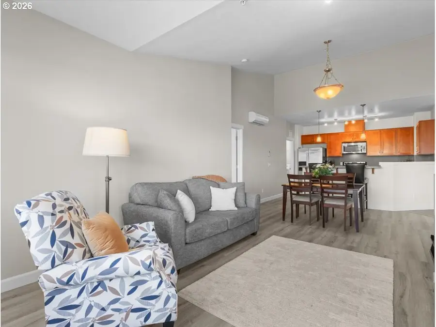 615 NW Lost Springs Ter #404, Portland, OR 97229 - #3