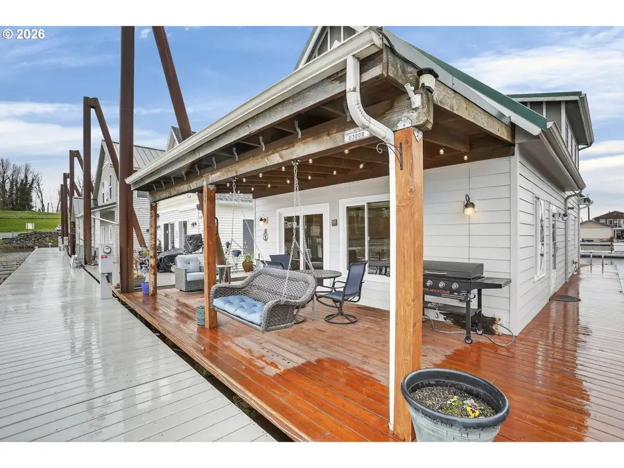 19609 NE Marine Dr #A5, Portland, OR 97230 - #3