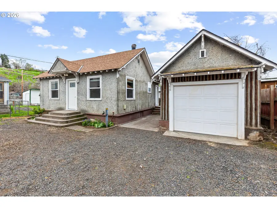 511 SW 13th St, Pendleton, OR 97801 - #2