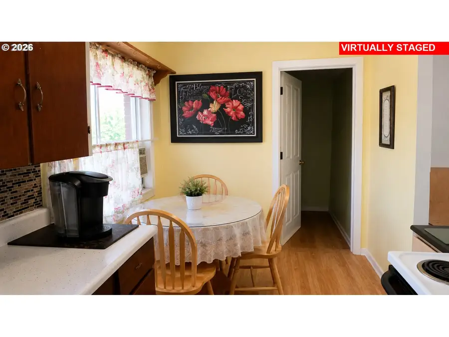460 29th Ave, Longview, WA 98632 - #3