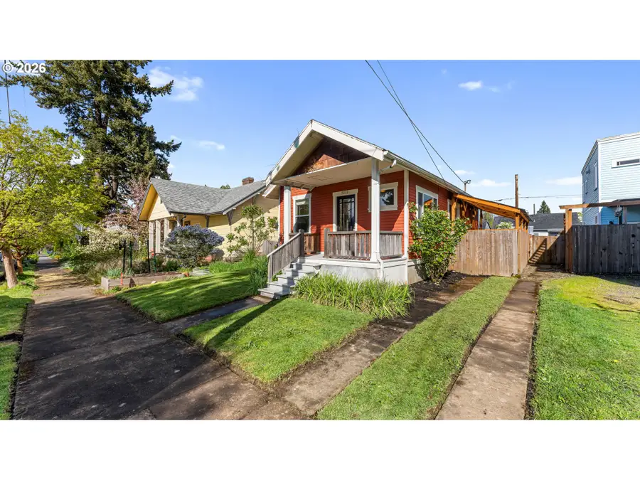 7022 N Omaha Ave, Portland, OR 97217 - #3
