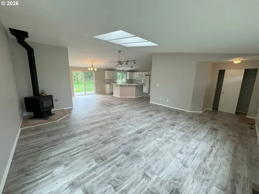 2094 Us Highway 12, Ethel, WA 98542 - #2