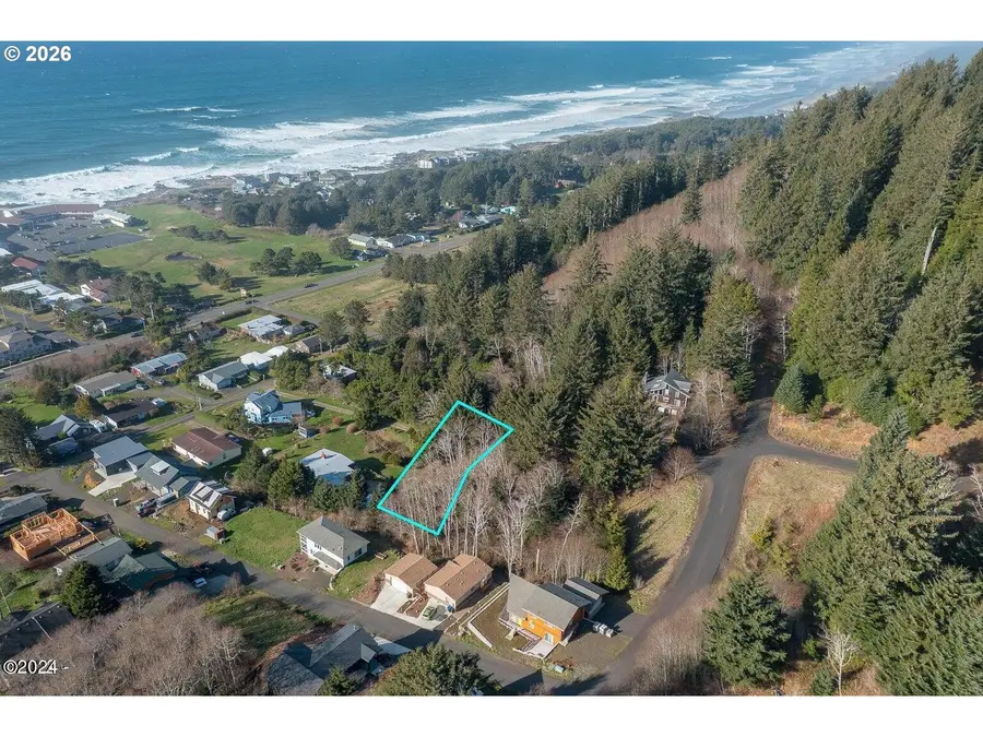 208 Chief Albert Dr, Yachats, OR 97498 - #2
