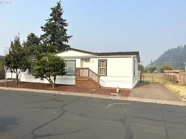 5660 Daisy St #11, Springfield, OR 97478