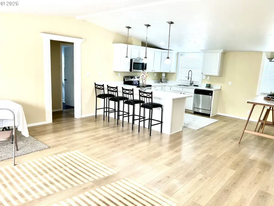 5660 Daisy St #11, Springfield, OR 97478 - #3