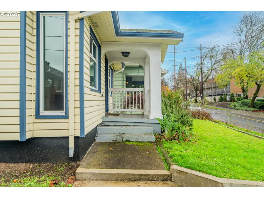 616 SE 60th Ave, Portland, OR 97215 - Image #3
