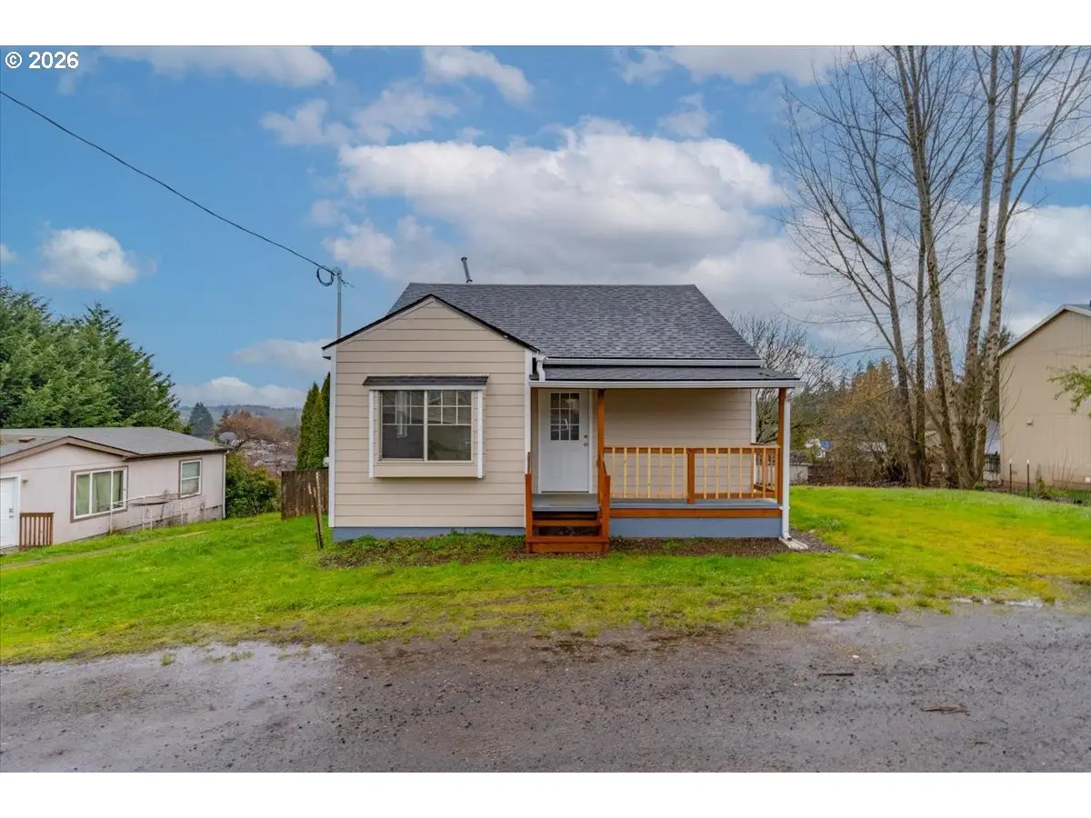 175 NW 3rd St, Willamina, OR 97396 - #1