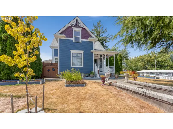 2206 Marion St, NorthBend, OR 97459