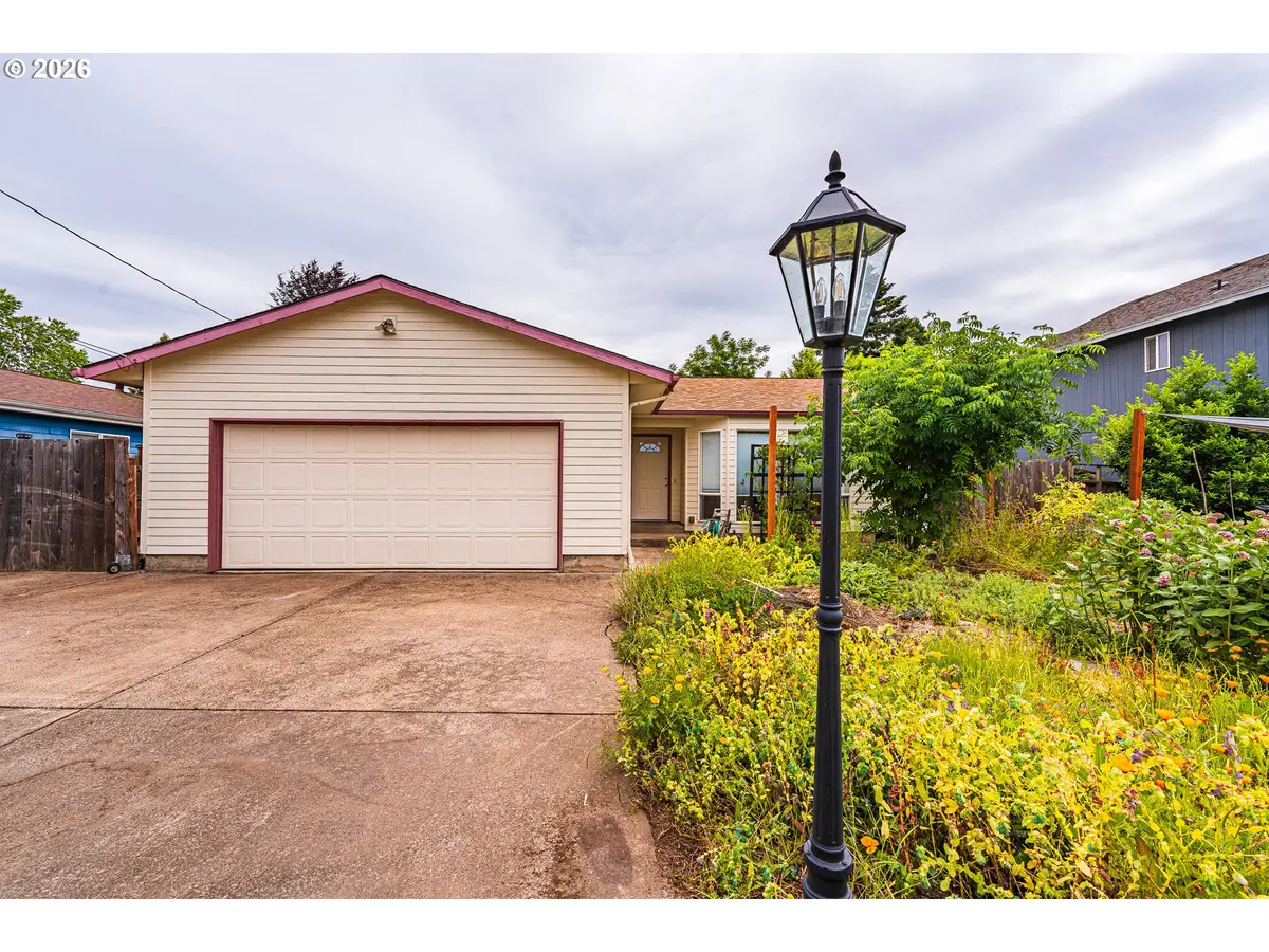 3457 Mahlon Ave, Eugene, OR 97401 - #1