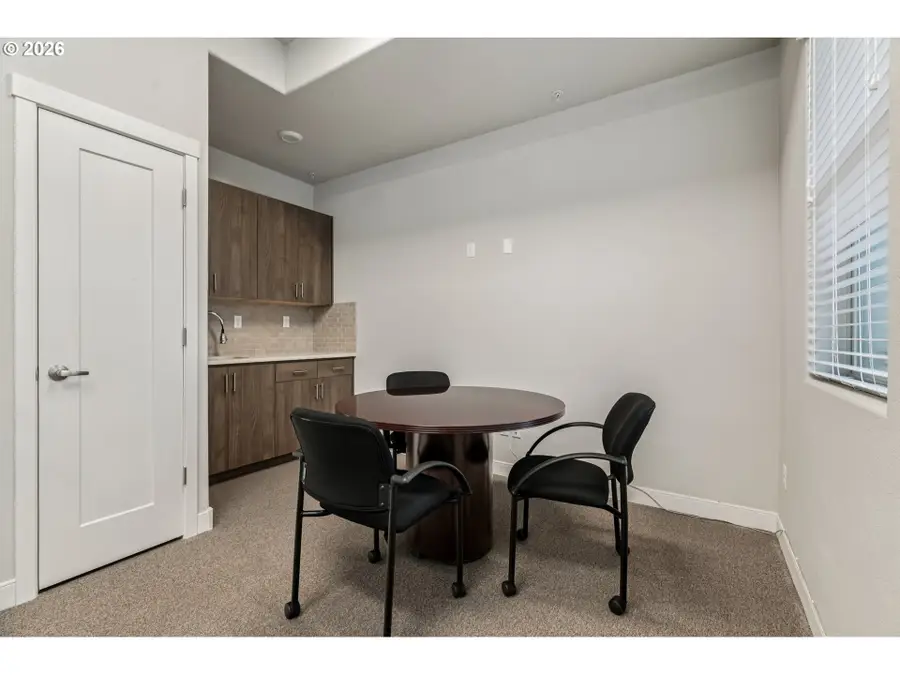 17168 SW Snowdale St #H-102, Beaverton, OR 97007 - #3