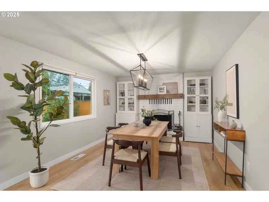 3958 NE Laura St, Hillsboro, OR 97124 - Image #3