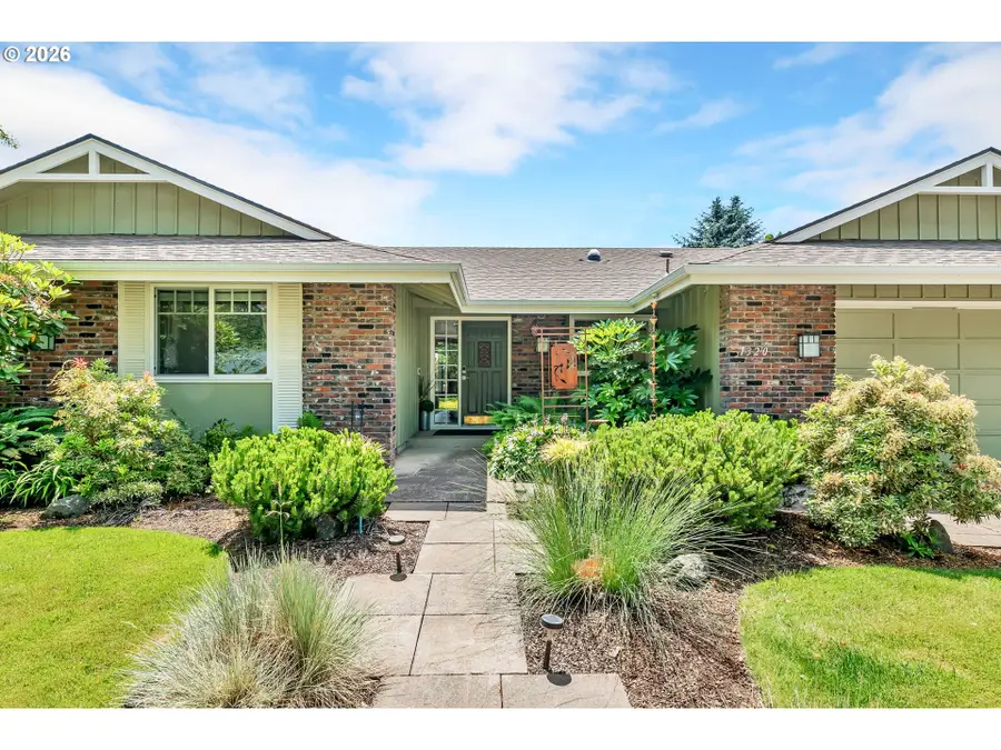 1320 Inglewood Ave, Eugene, OR 97401 - #3