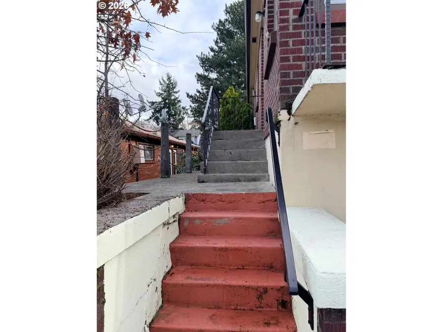 7102 N Interstate Ave, Portland, OR 97217 - #3