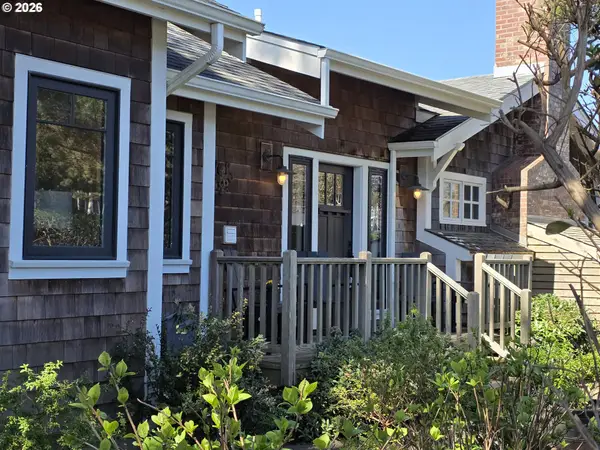 108 W Madison St, CannonBeach, OR 97110