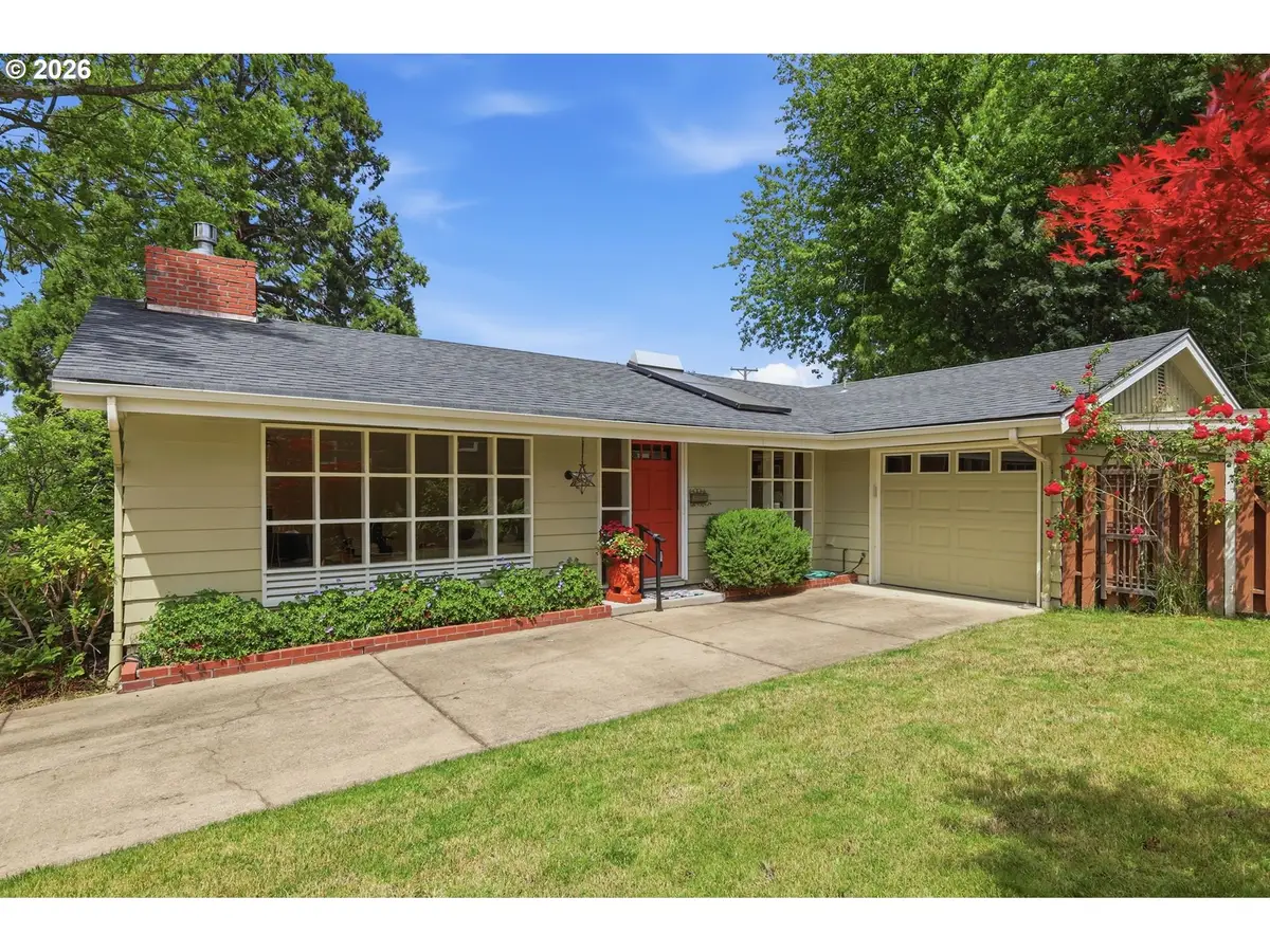 3025 Harris St, Eugene, OR 97405 - #1