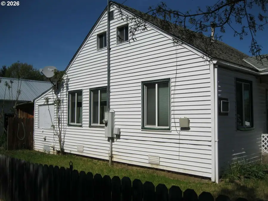 434 NE Neal Ln, Myrtle Creek, OR 97457 - #2