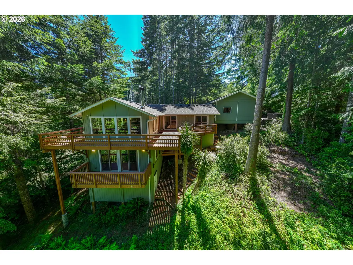 4995 Lake Dr, Florence, OR 97439 - #1