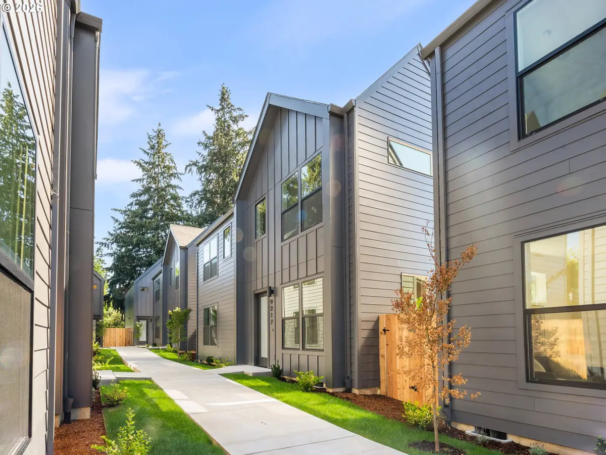 9217 N Seneca St, Portland, OR 97203 - #1