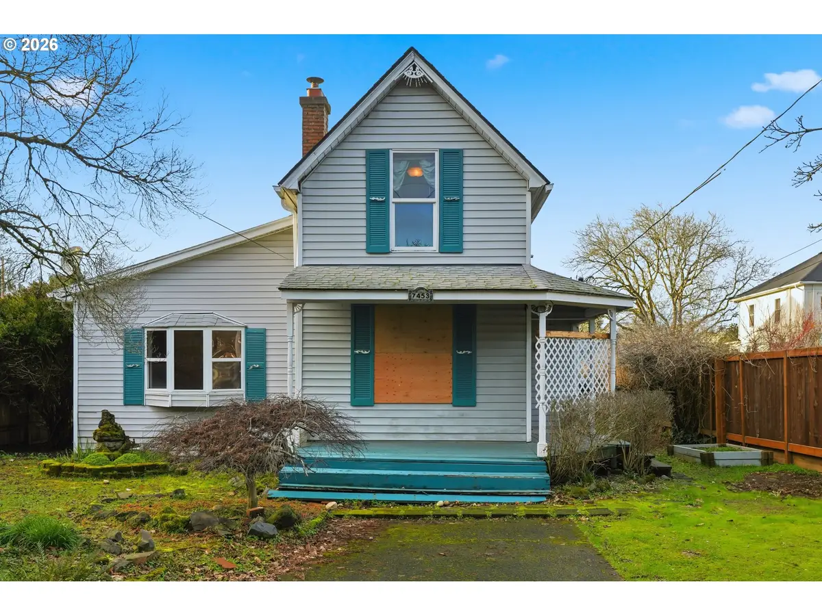 7453 N Stockton Ave, Portland, OR 97203 - Image #1