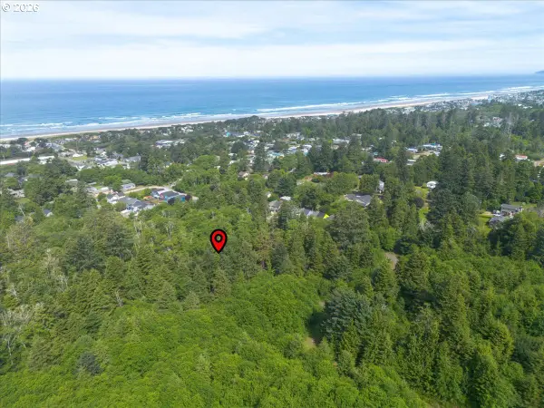 Marigold St, RockawayBeach, OR 97136