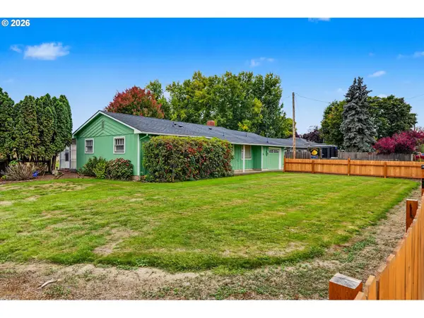 35865 Riverside Dr, Albany, OR 97321