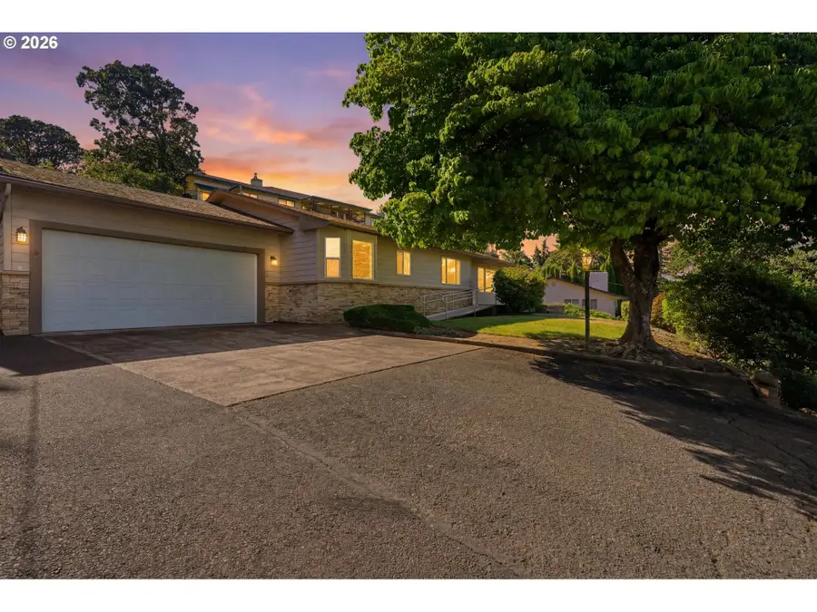 429 Stoneway Dr Nw, Salem, OR 97304 - #3