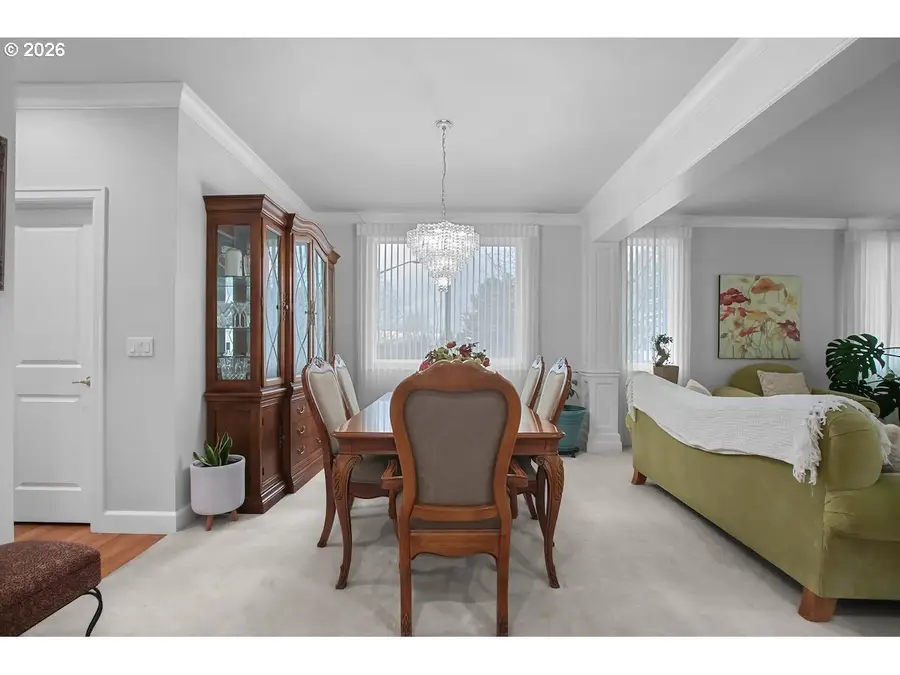 4728 Cambridge Ct, Lake Oswego, OR 97035 - #2