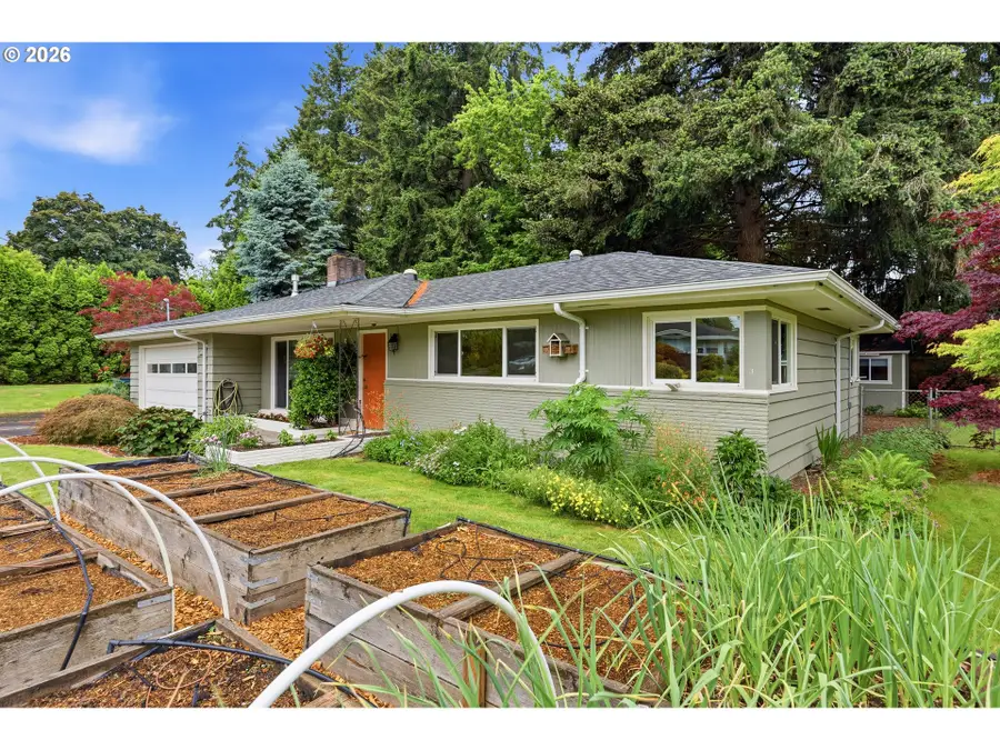 7645 SW 84th Ave, Portland, OR 97223 - #2