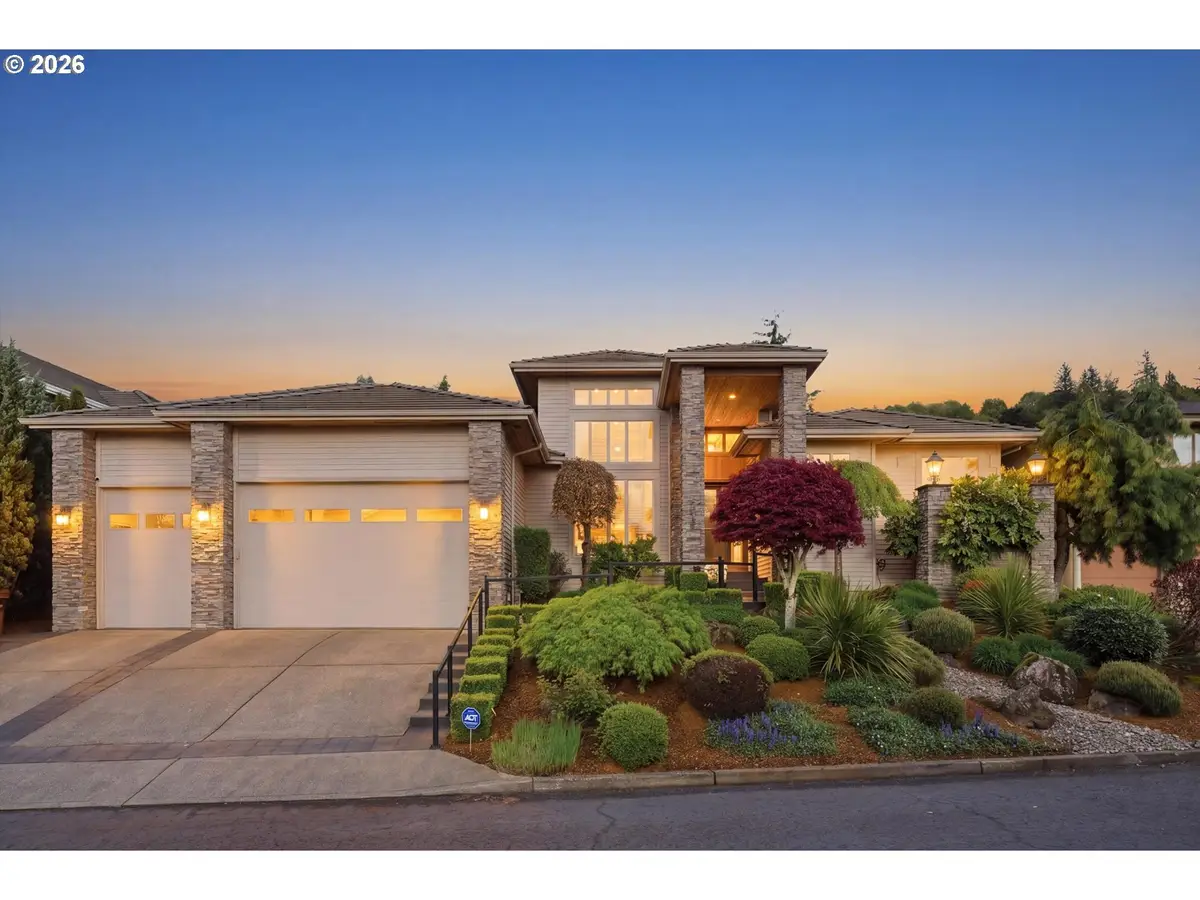 9362 SE Pennington Ct, Northwest Clackamas, OR 97086 - #1
